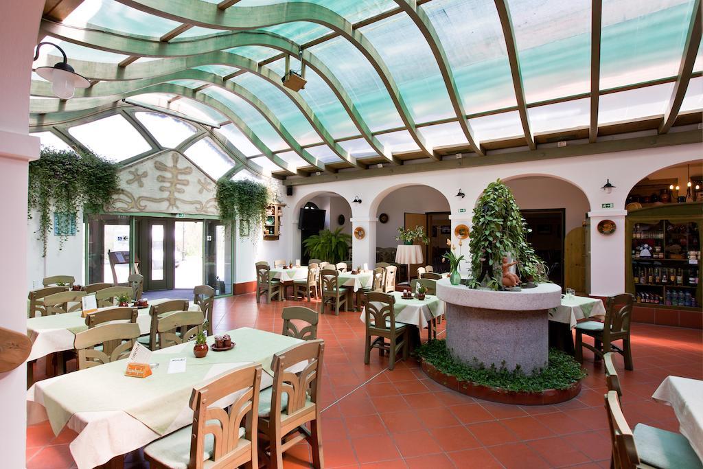 Tornacos Hotel - Hegykő Εξωτερικό φωτογραφία